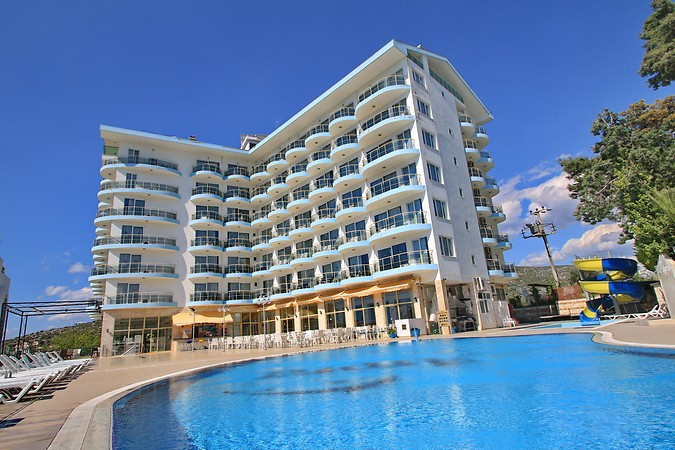 Arora Hotel - 1