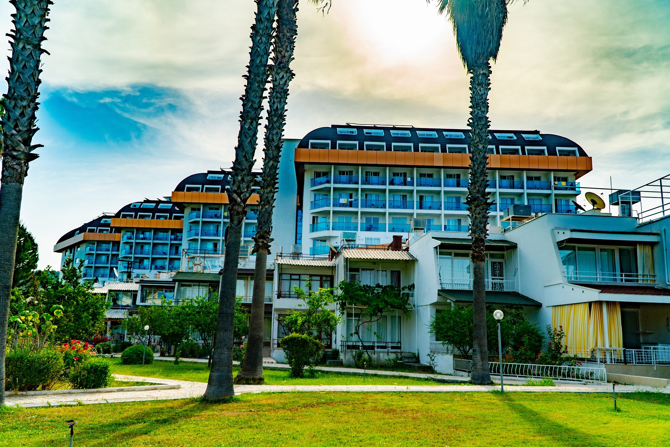 Throne Beach Resort & Spa — 8