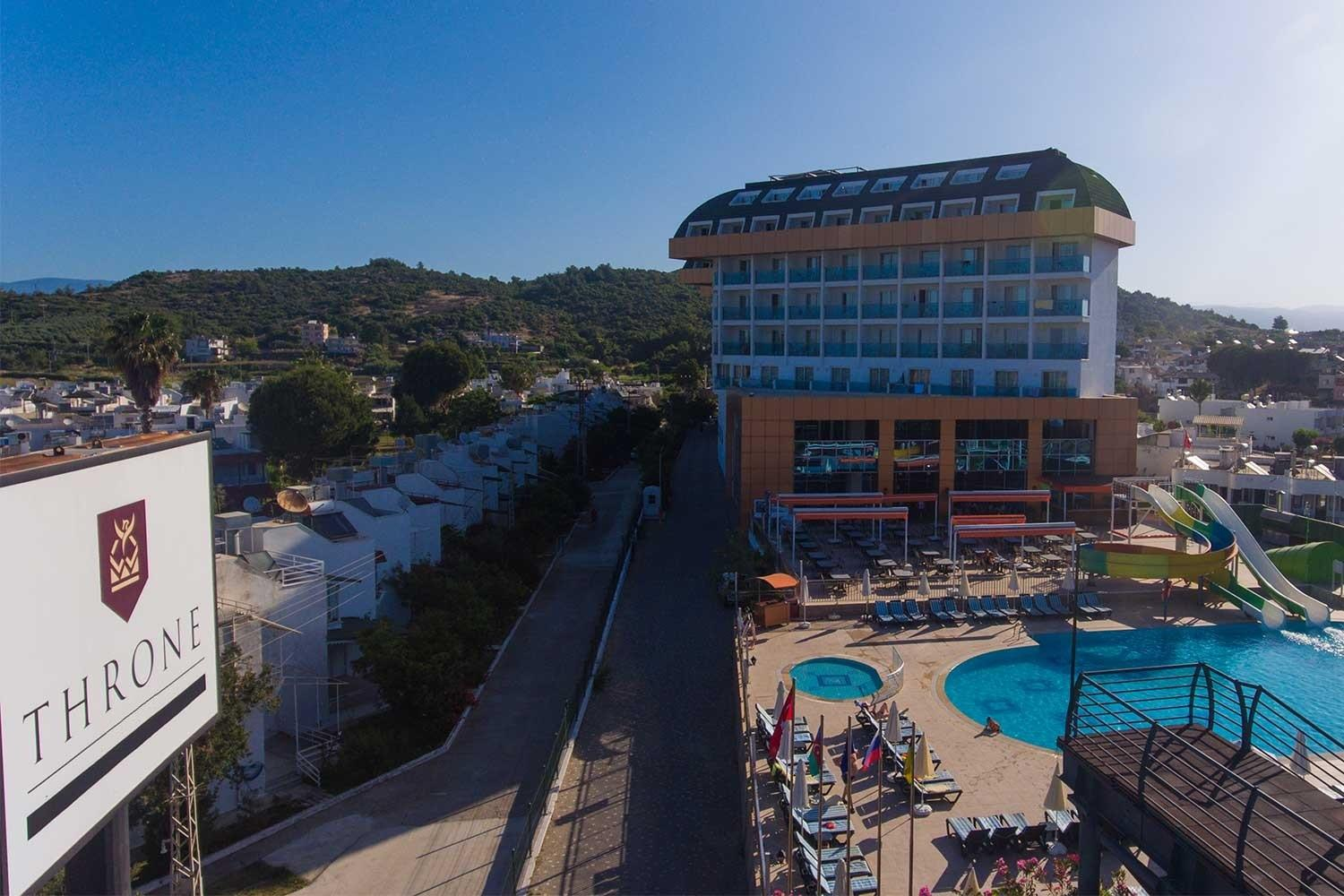 Throne Beach Resort & Spa — 7