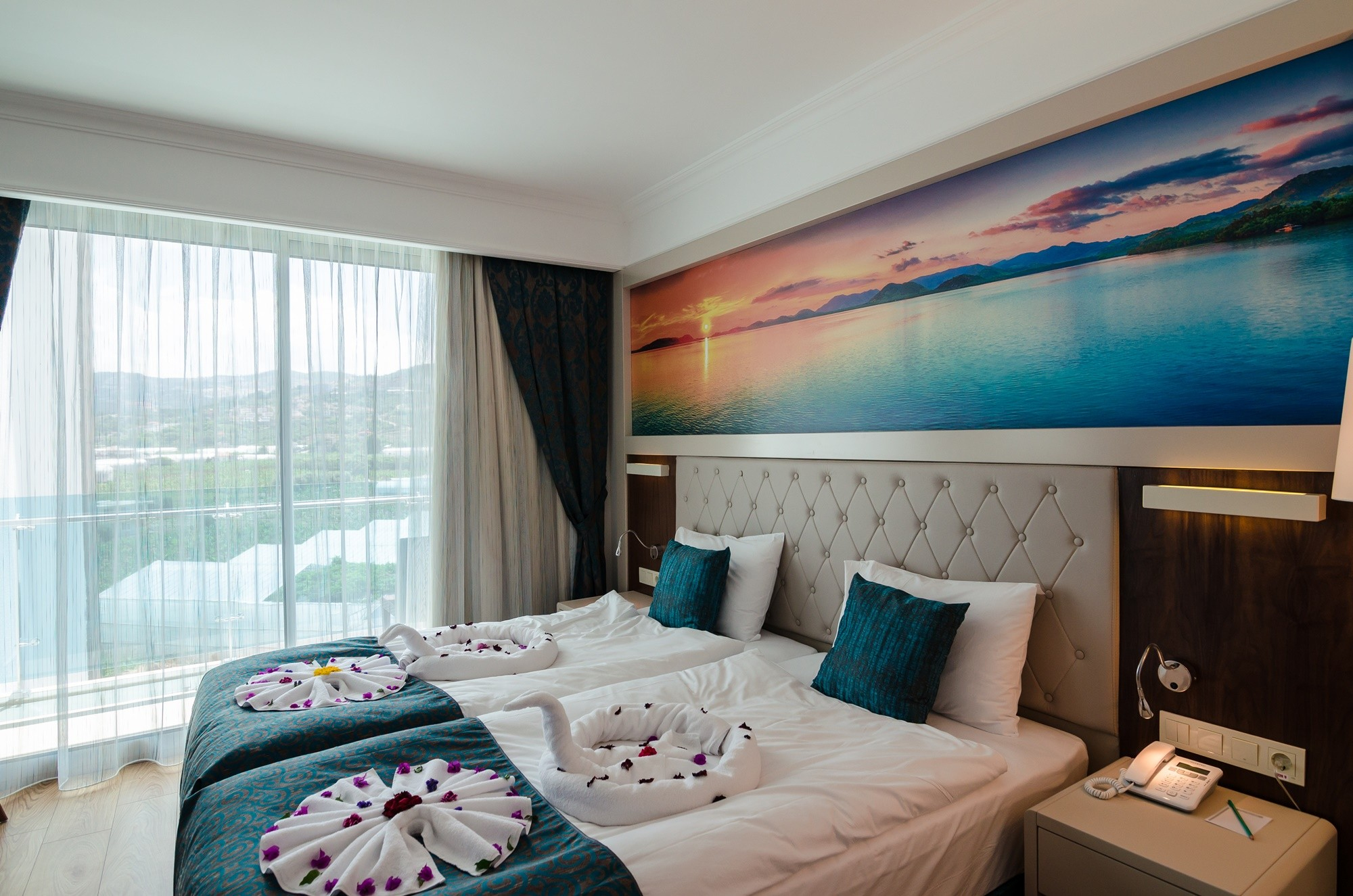 The Lumos Deluxe Resort Hotel & Spa — 8
