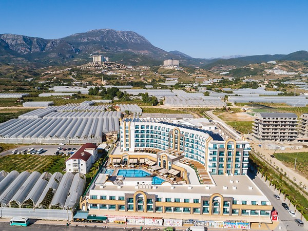 The Lumos Deluxe Resort Hotel & Spa - 3