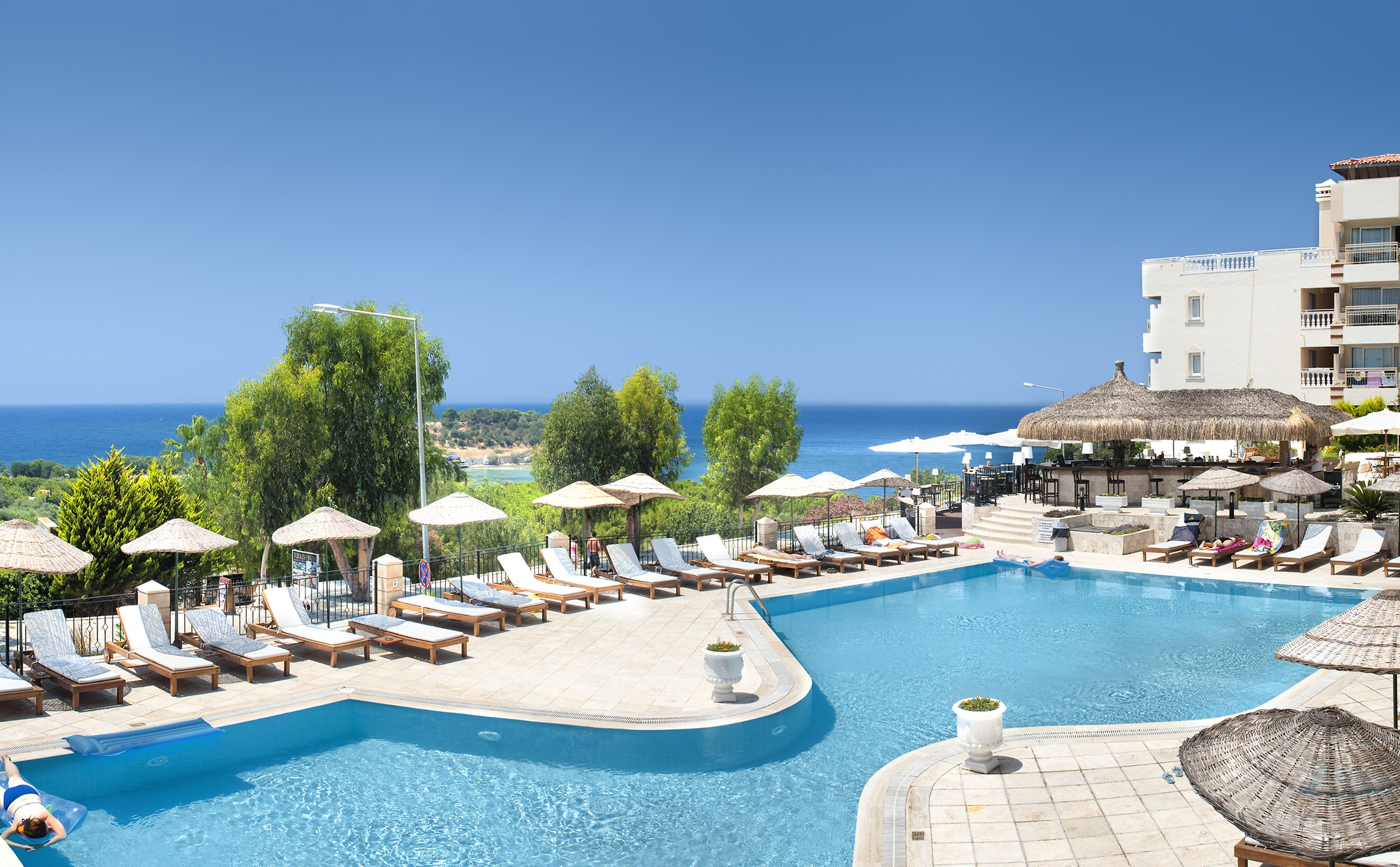 Hotel Carina — 2