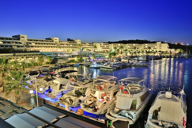 Altın Yunus Hotel & Spa Çeşme — 8