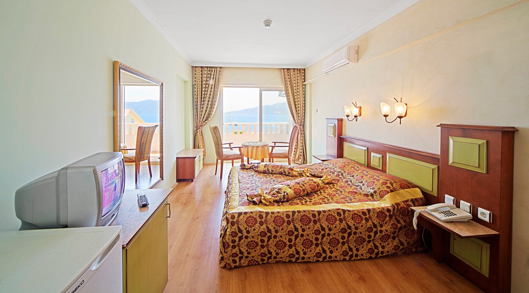 Selen Hotel — 6