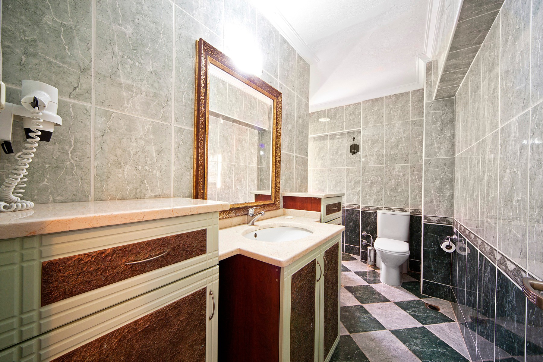Selen Hotel — 7