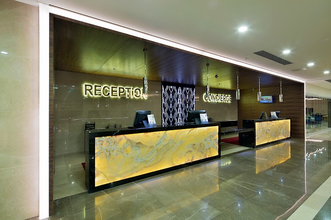 Ramada Resort By Wyndham Kuşadası & Golf - 2