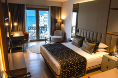 Süperior Deniz Manzaralı Oda
