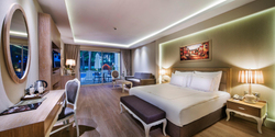 Jasmine Lagoon Odası (Direkt Havuz Bağlantılı)
