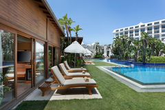 Bali House Swim Up