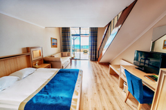 Penthouse Suite
