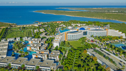Aquasis Deluxe Resort & Spa
