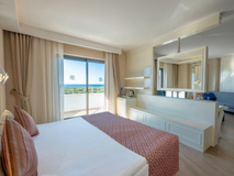 Junior Suite Deniz Manzaralı