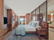 Süperior Suite Kısmi Deniz Manzaralı