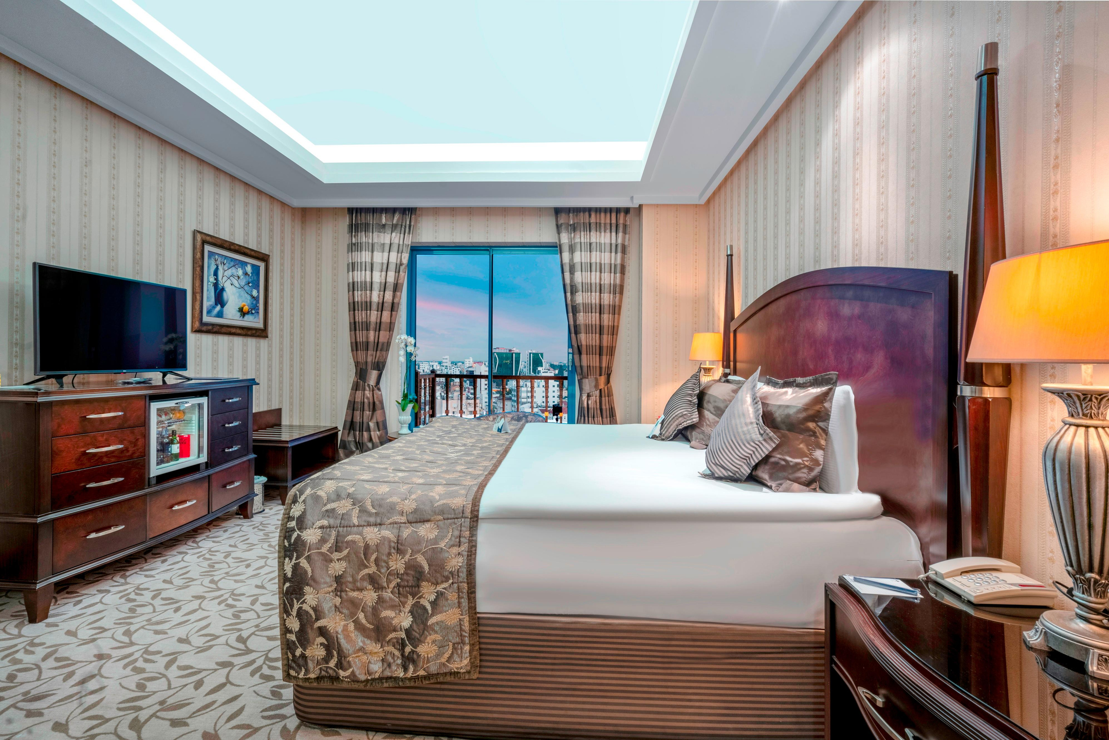 Deluxe Suite
