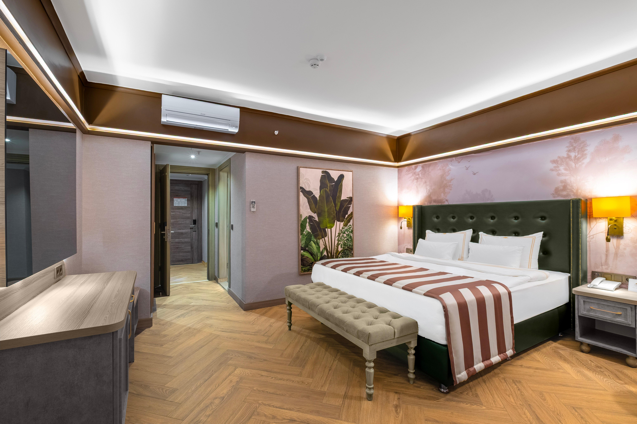Corner Family Suite