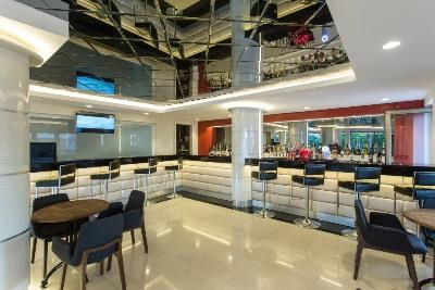 Falcon Hotel — 9
