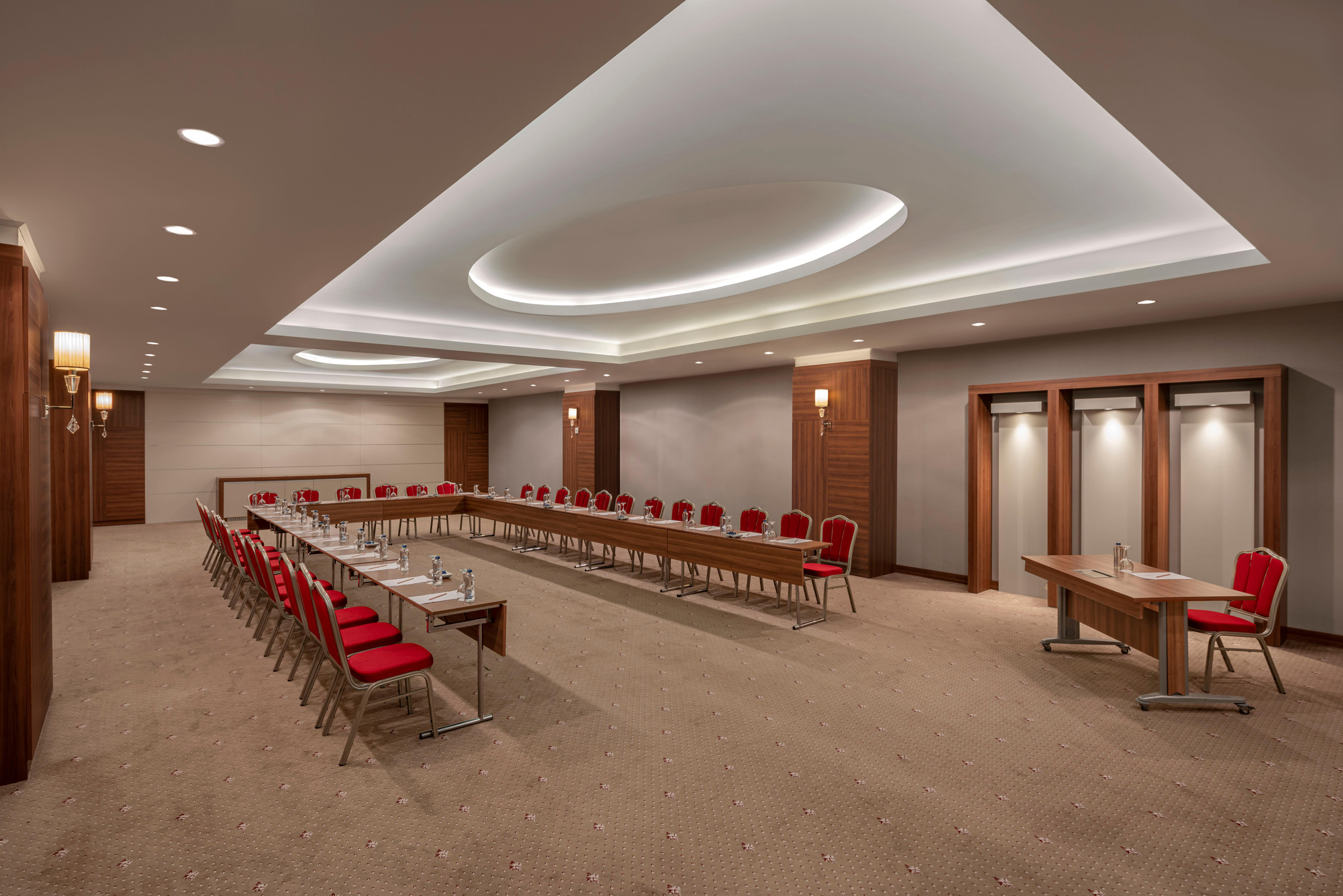 Çınar Toplantı Salonu