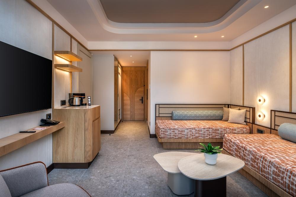 Aile Suite Swim Up