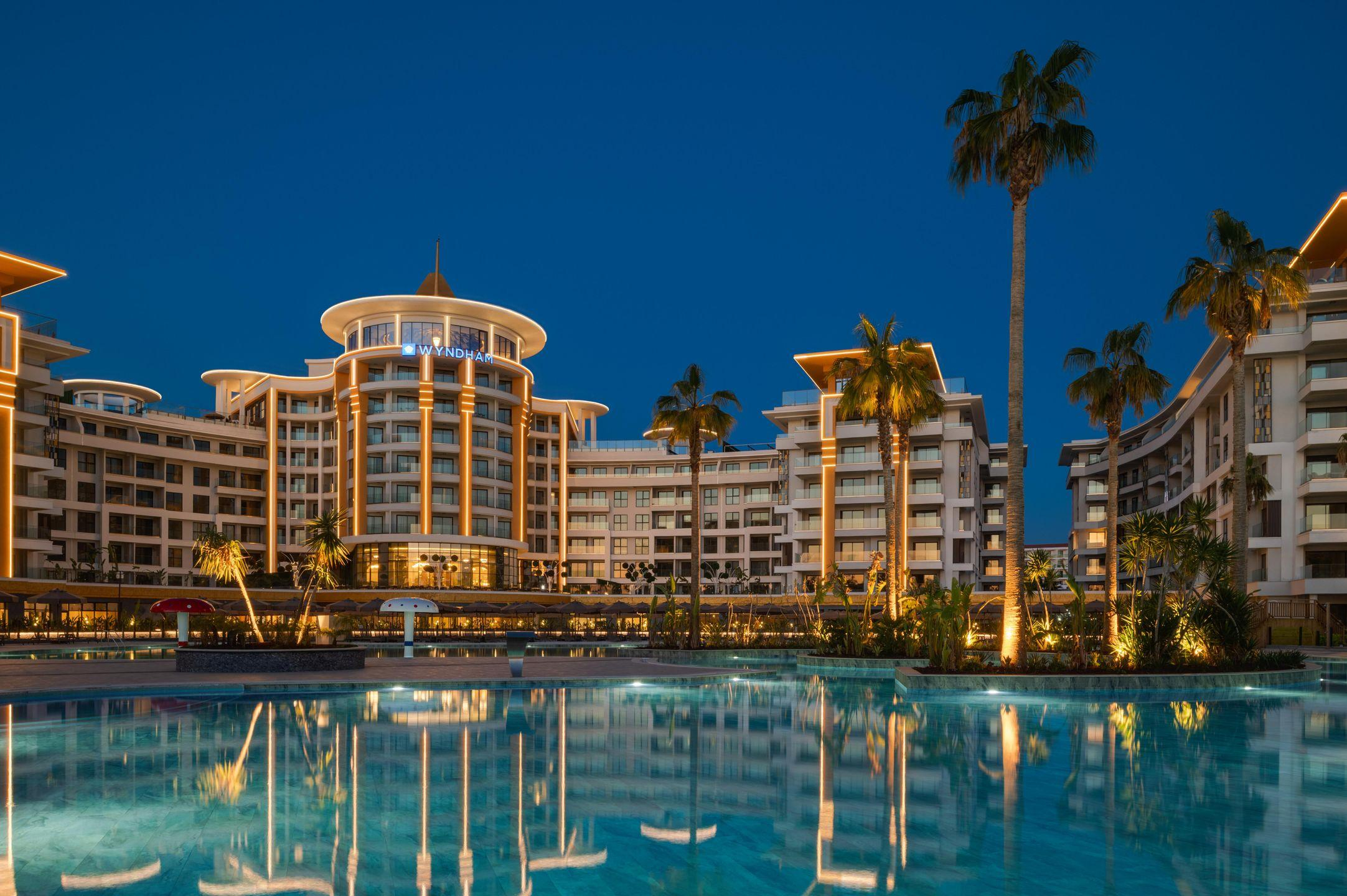 Azura World Hotel — 10