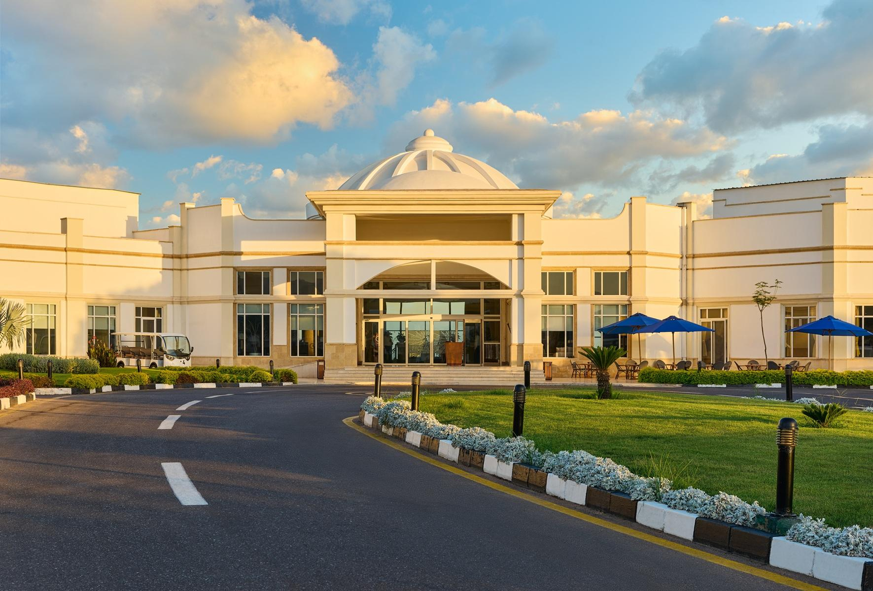 Renaissance Sharm El Sheikh Golden View Beach Resort — 10