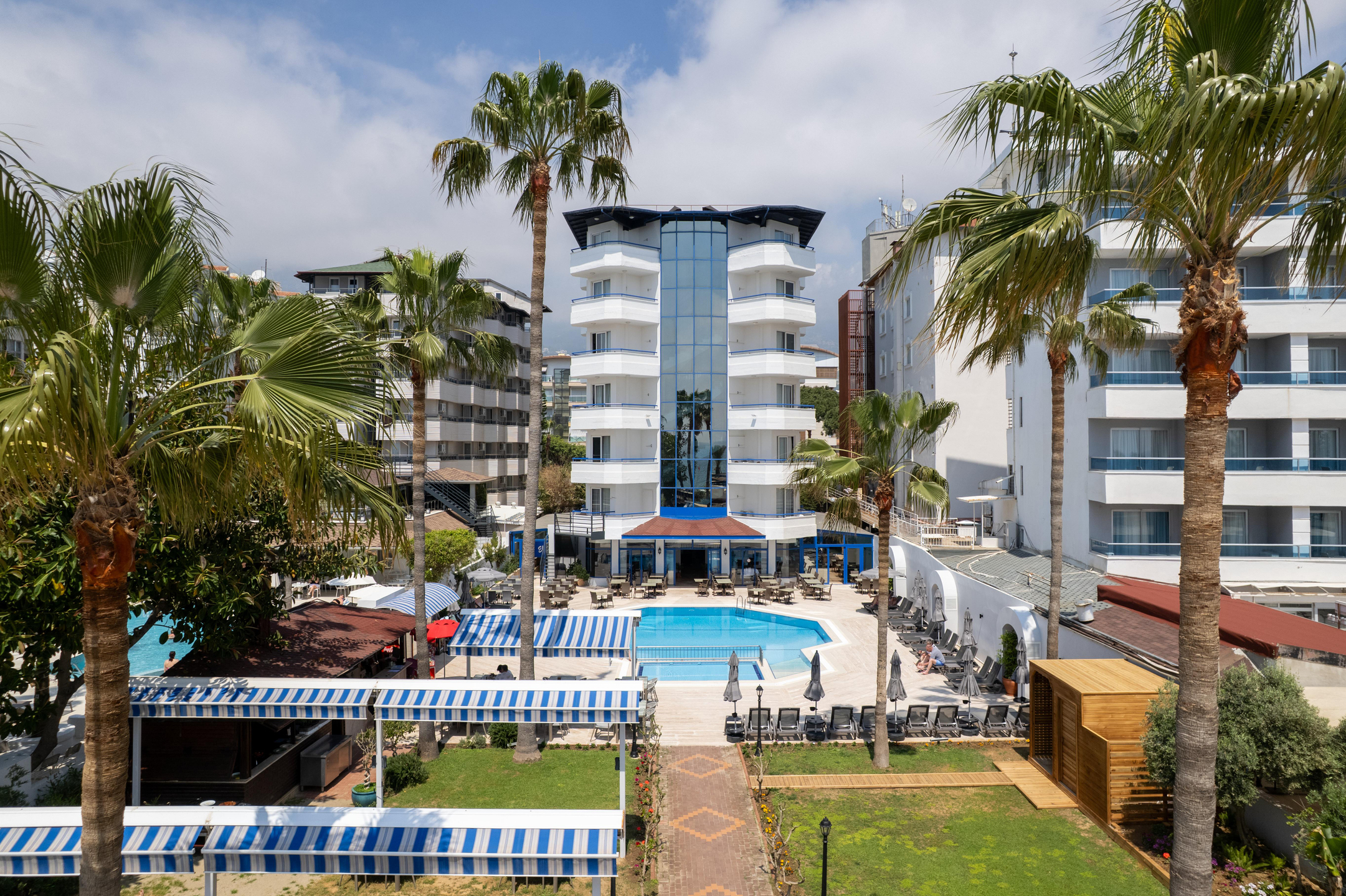 Elysee Beach Hotel — 10