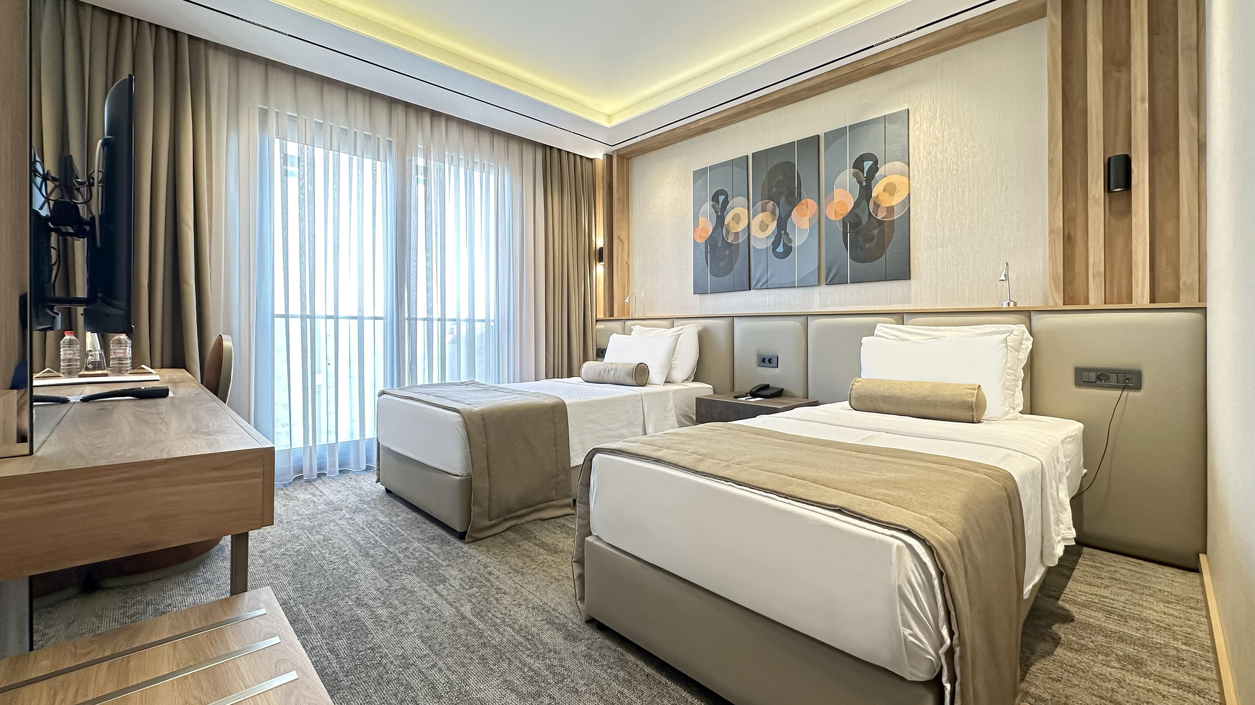 Solia Hotel — 5