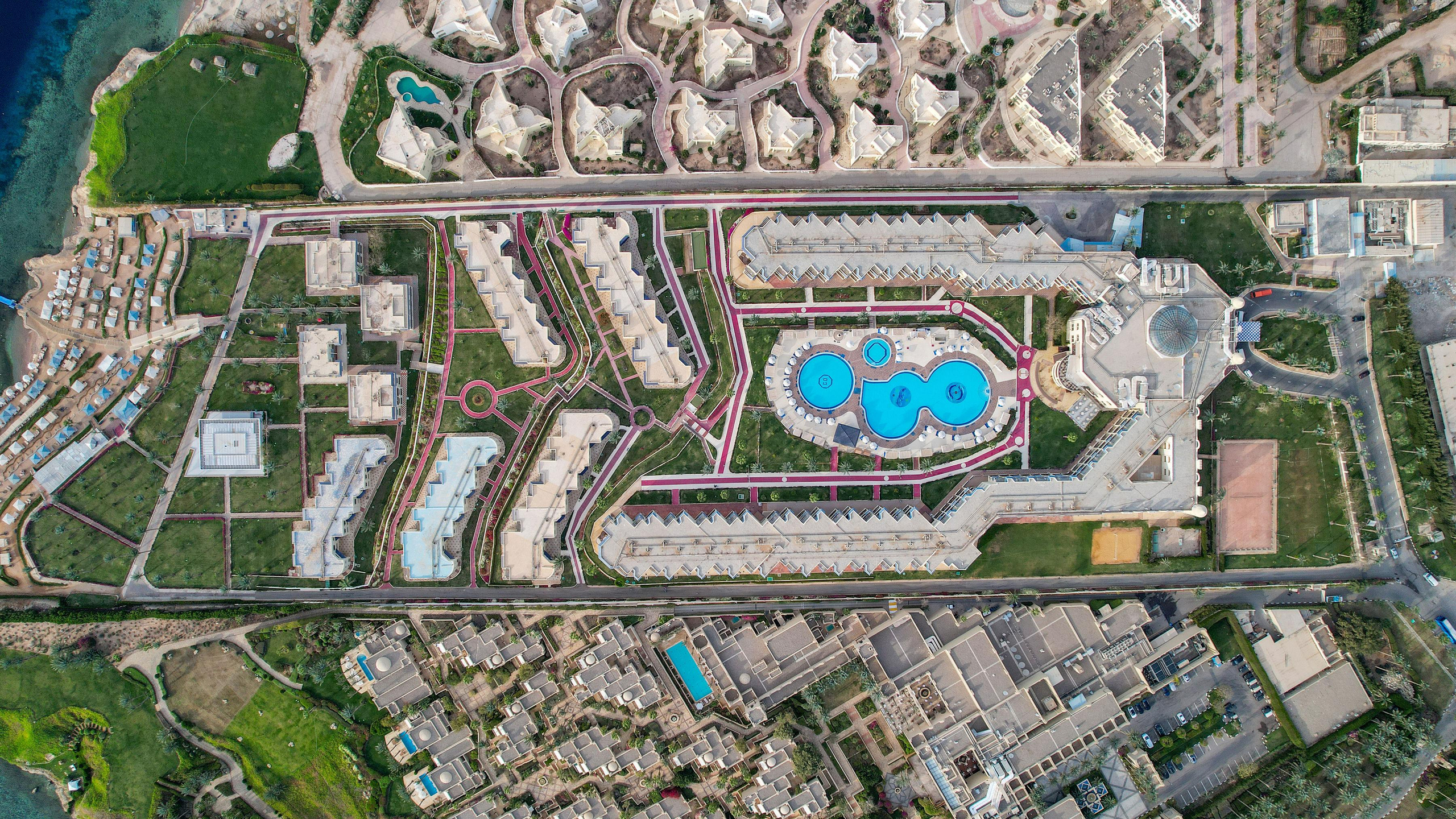 Grand Oasis Resort — 2