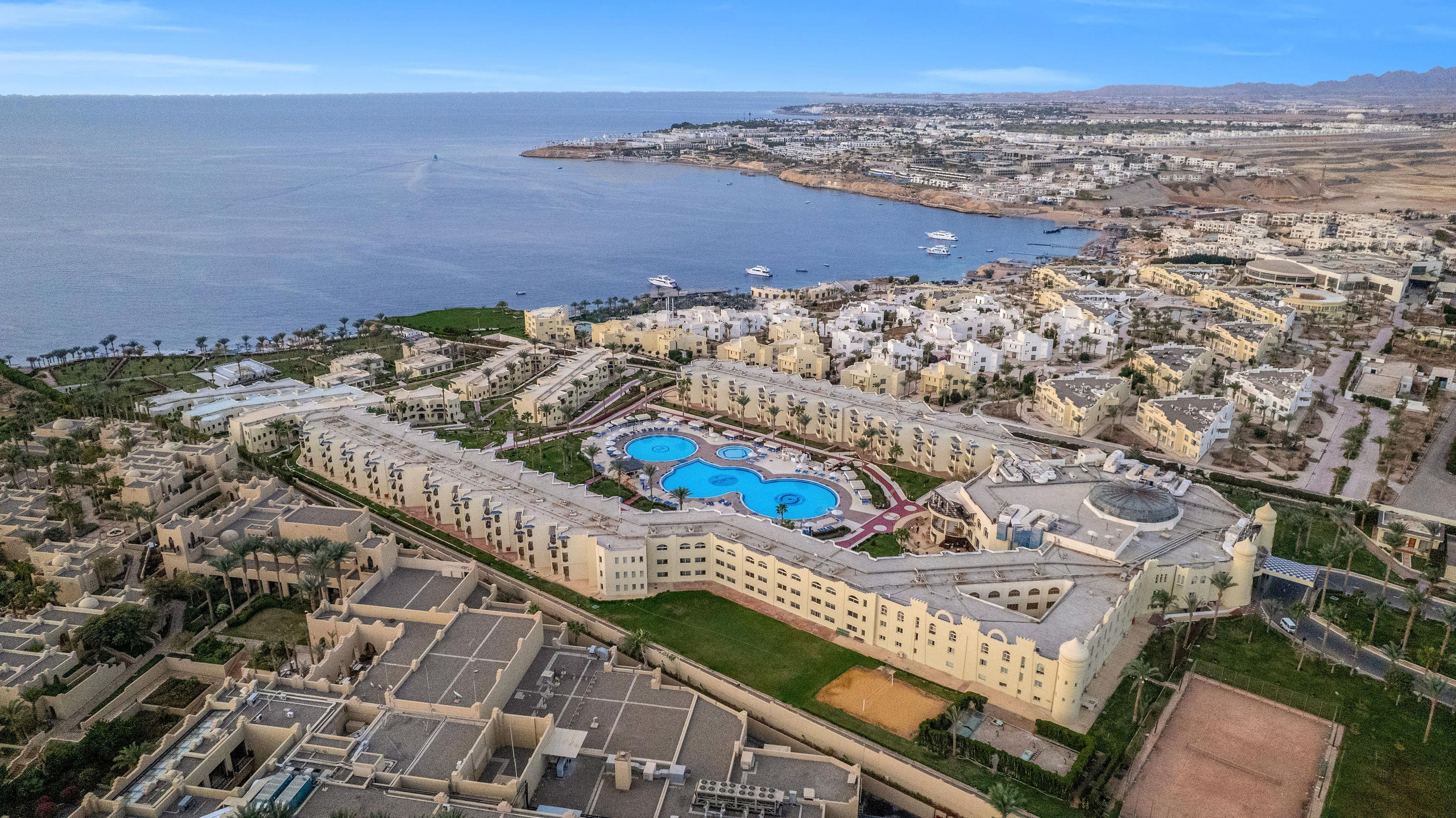Grand Oasis Resort