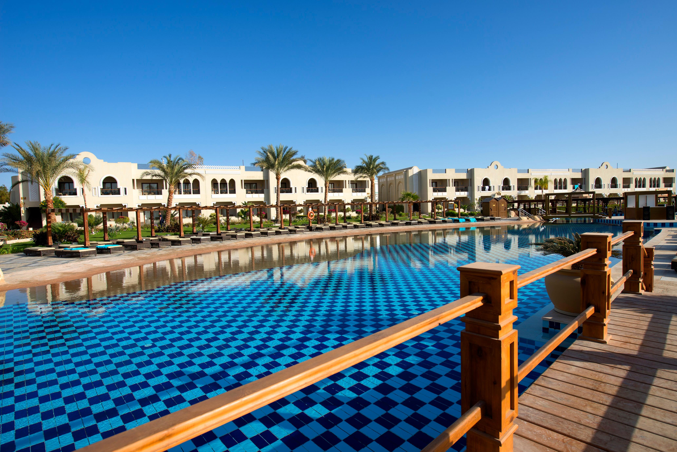 SUNRISE Arabian Beach Resort — 5