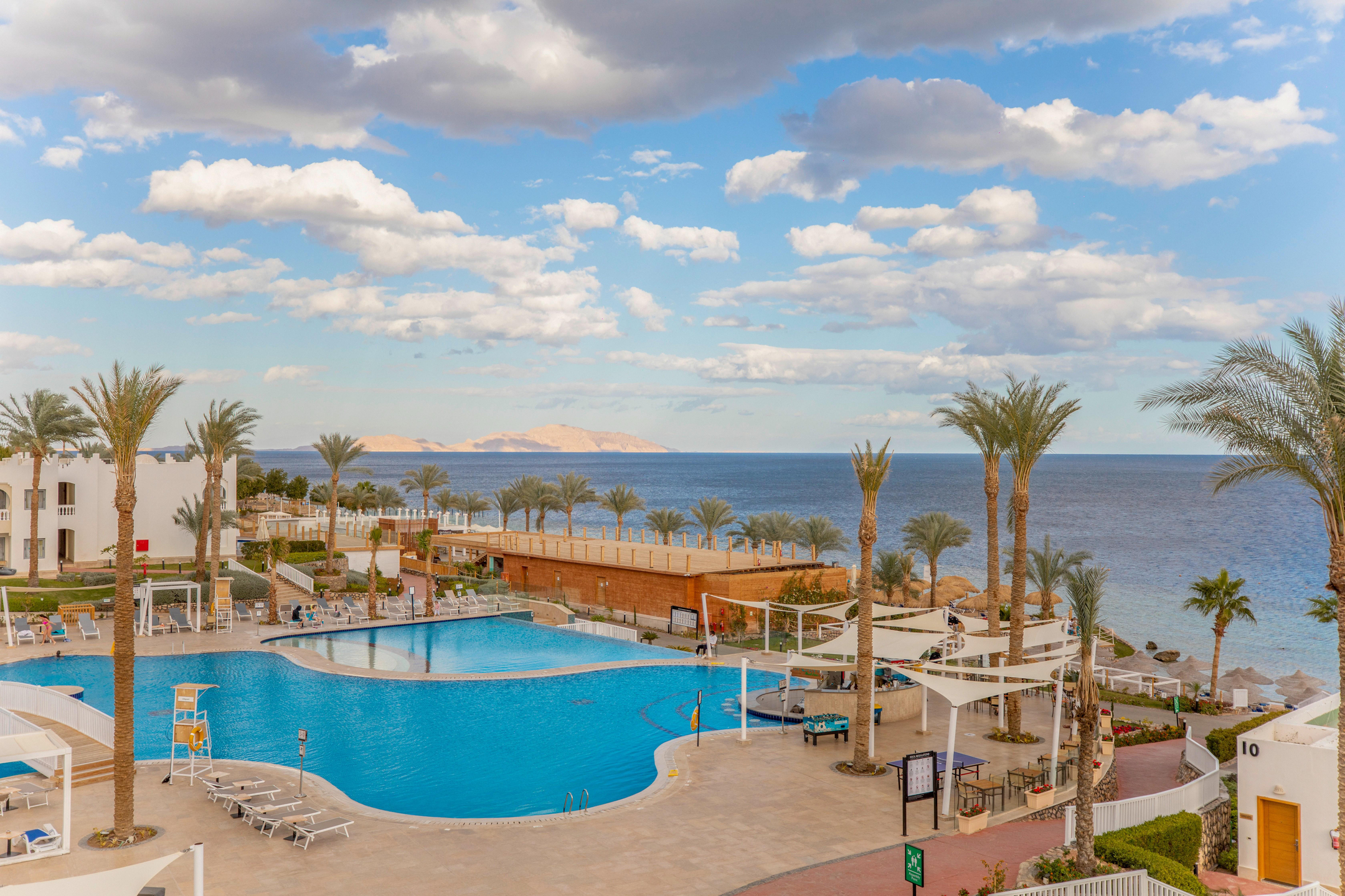 Sunrise Diamond Beach Resort — 8