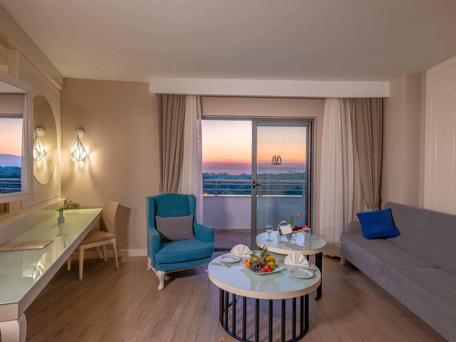 Junior Suite Deniz Manzaralı