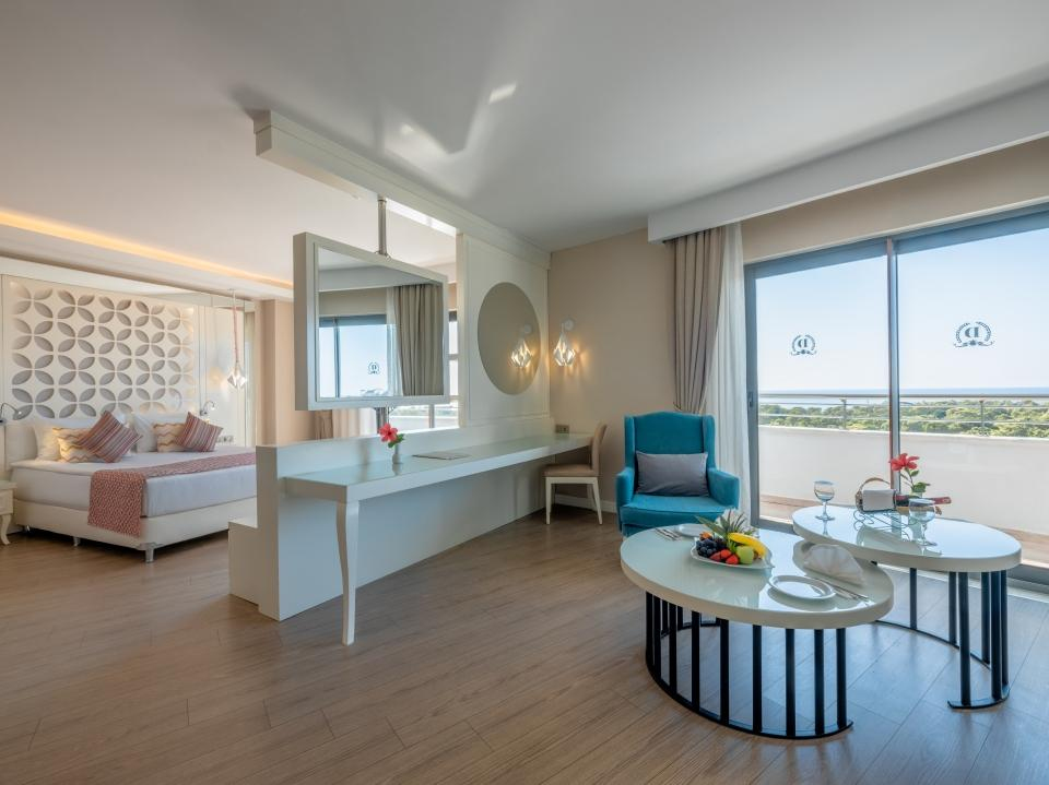 Junior Suite Deniz Manzaralı