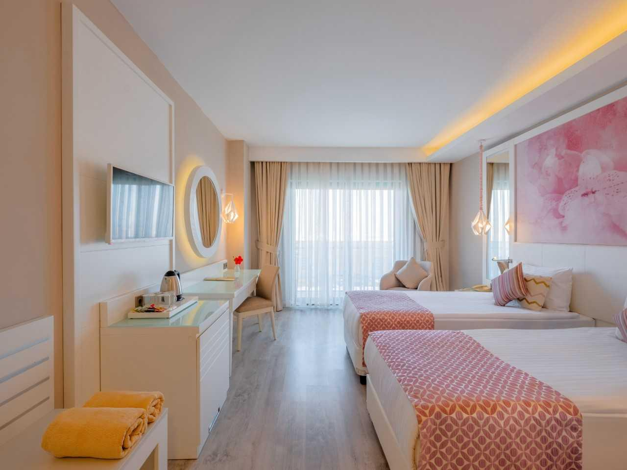 Twin Bed Standart Deniz Manzaralı