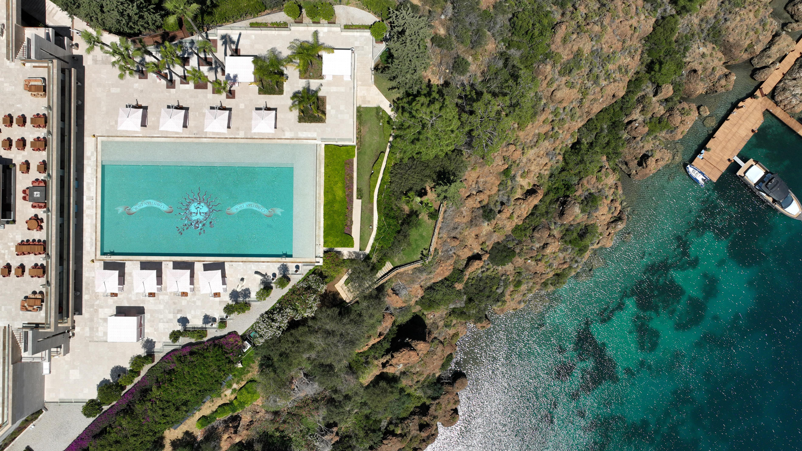 D Maris Bay — 9