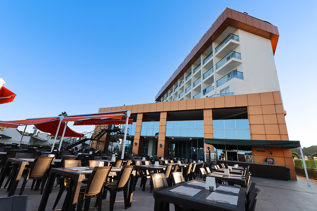 Throne Beach Resort & Spa — 4