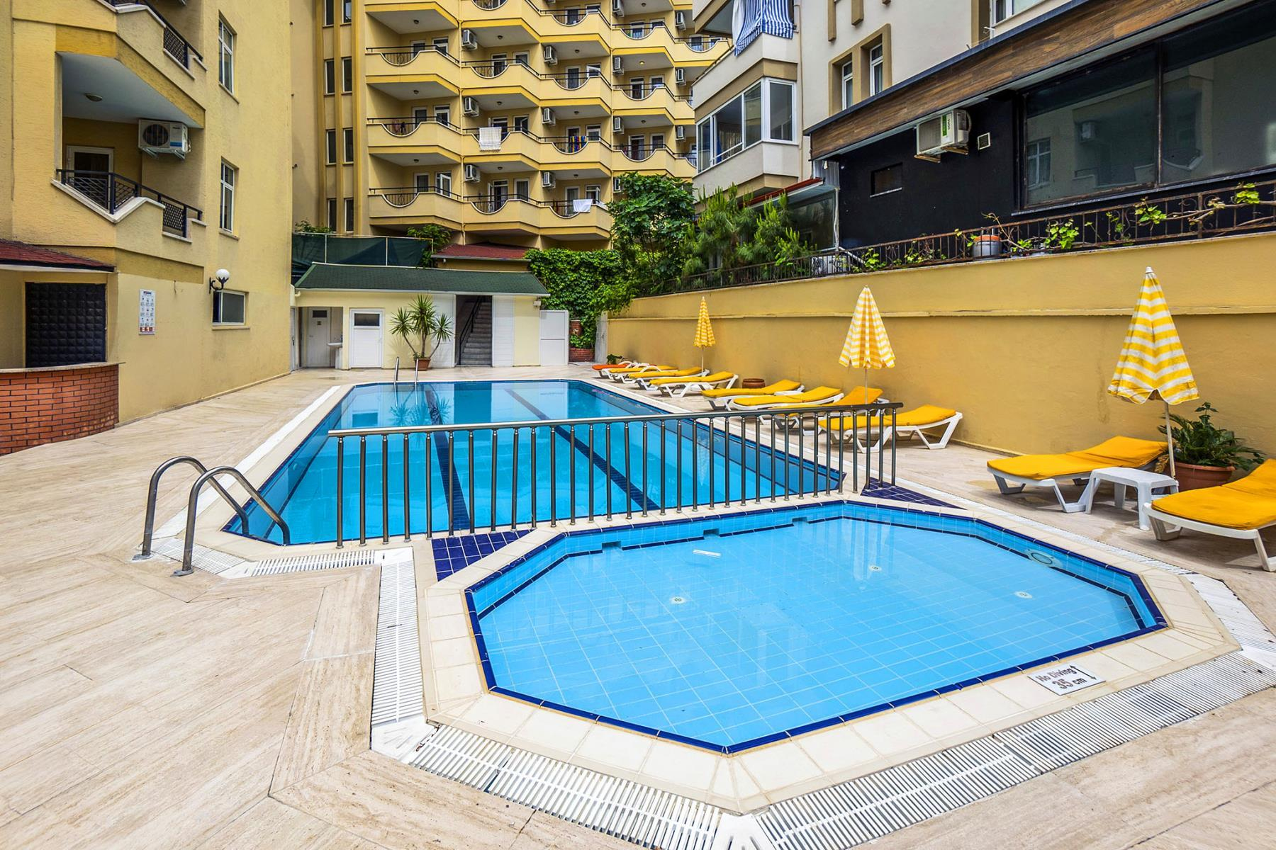 Kleopatra Beach Hotel — 10