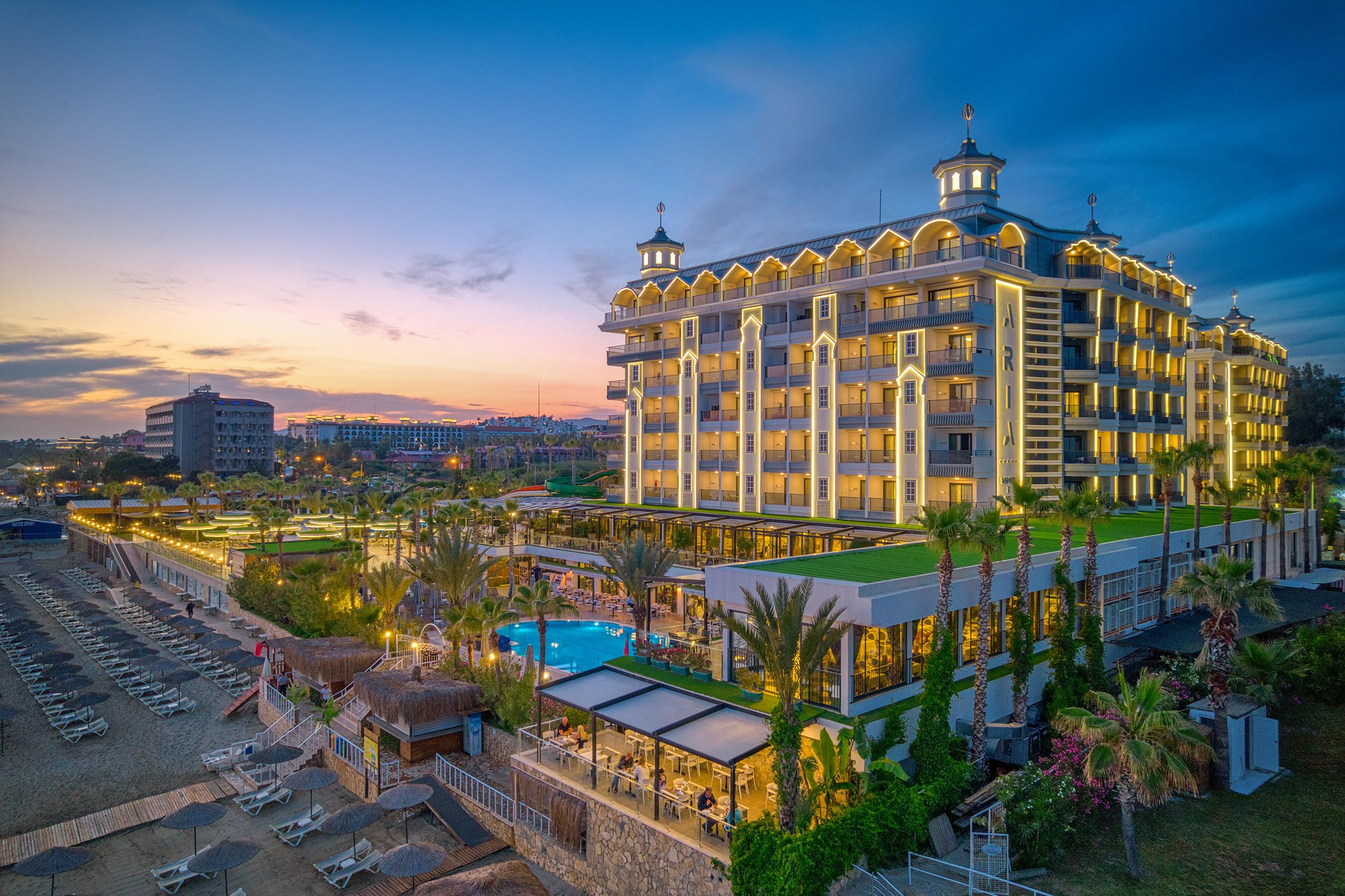 Aria Resort & Spa — 9