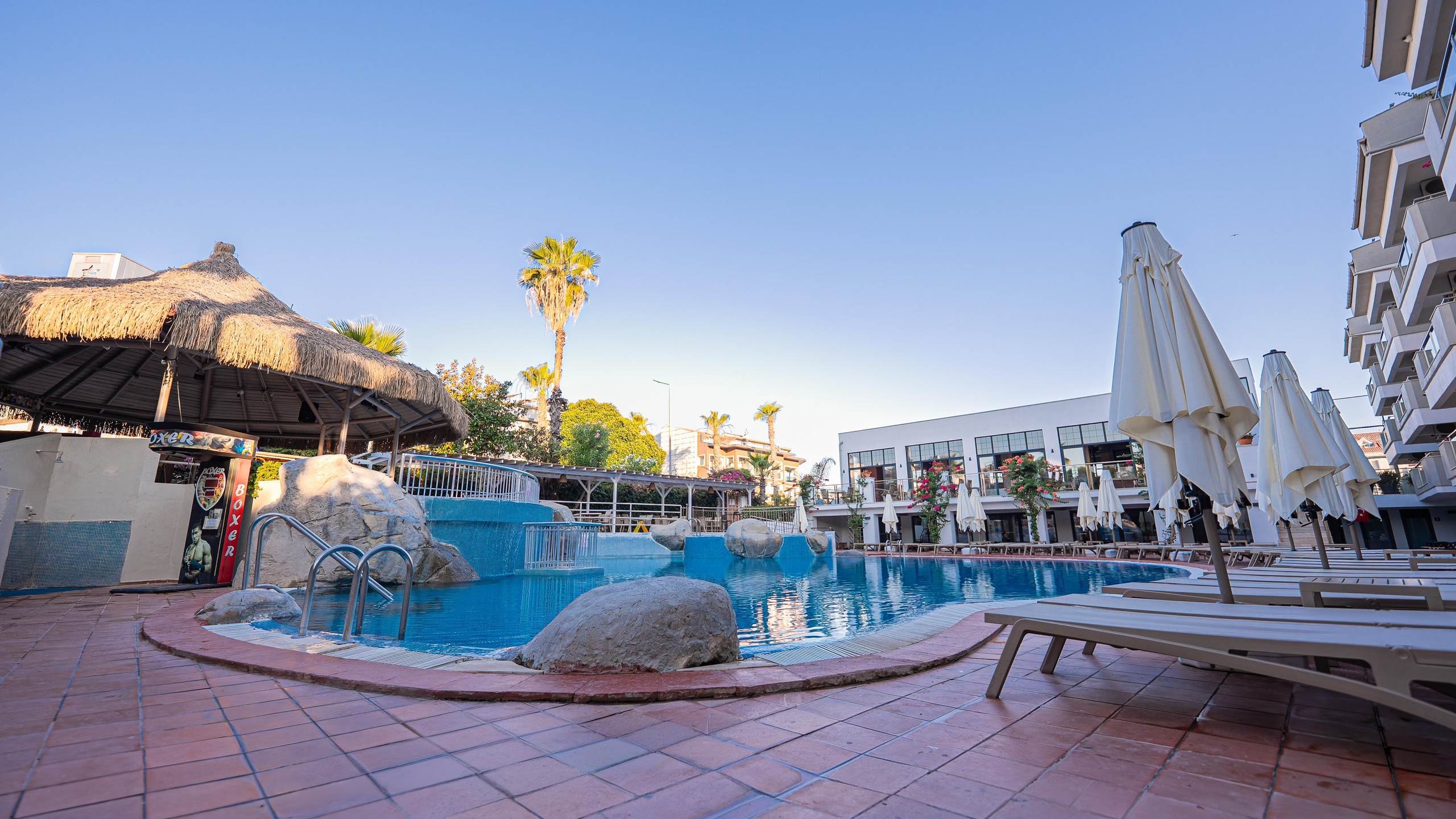 Begonville Hotel — 9