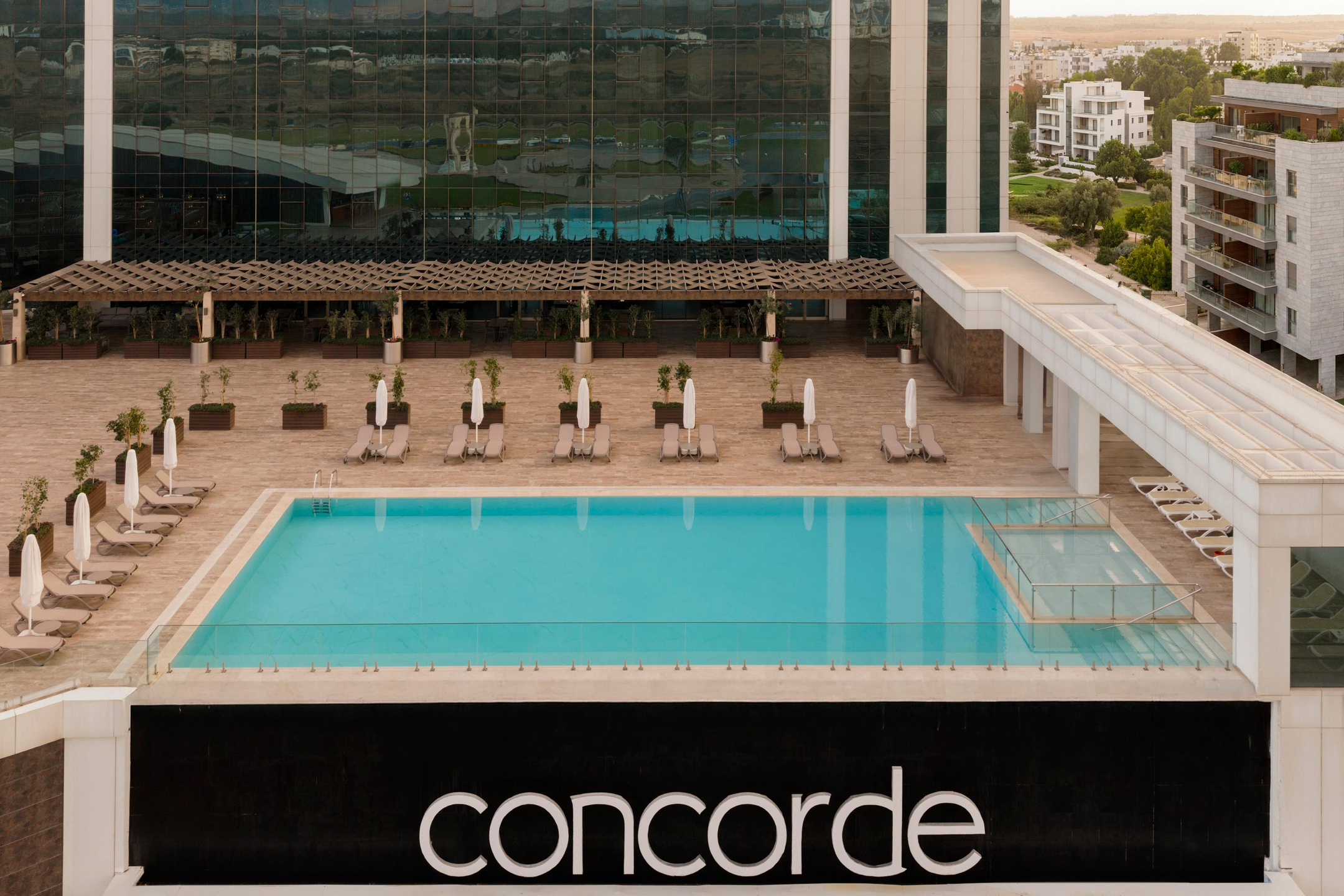 Concorde Tower Hotel — 3
