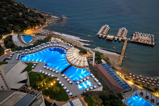 Elexus Hotel Resort