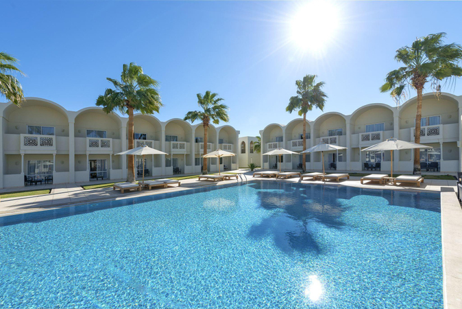Reef Oasis Beach Resort - 1