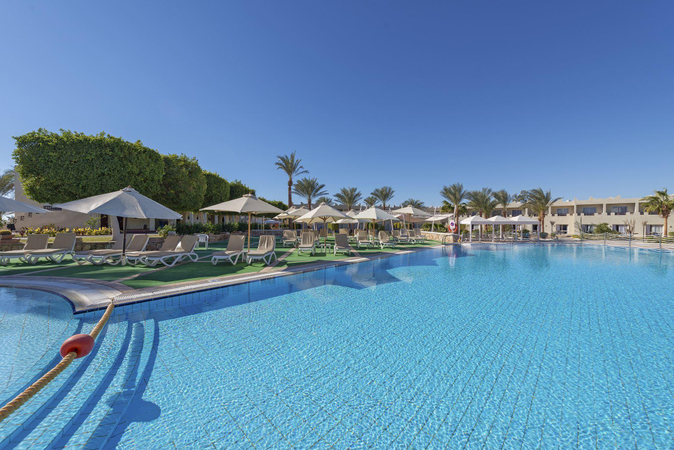 Reef Oasis Beach Resort - 3