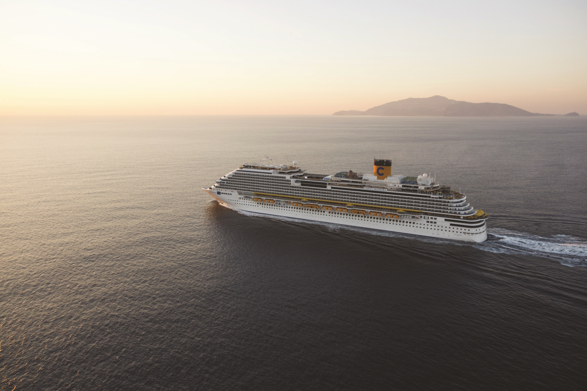 Costa Diadema ile Norveç Fiyortları İzmir Kalkış Sunexpress 1 