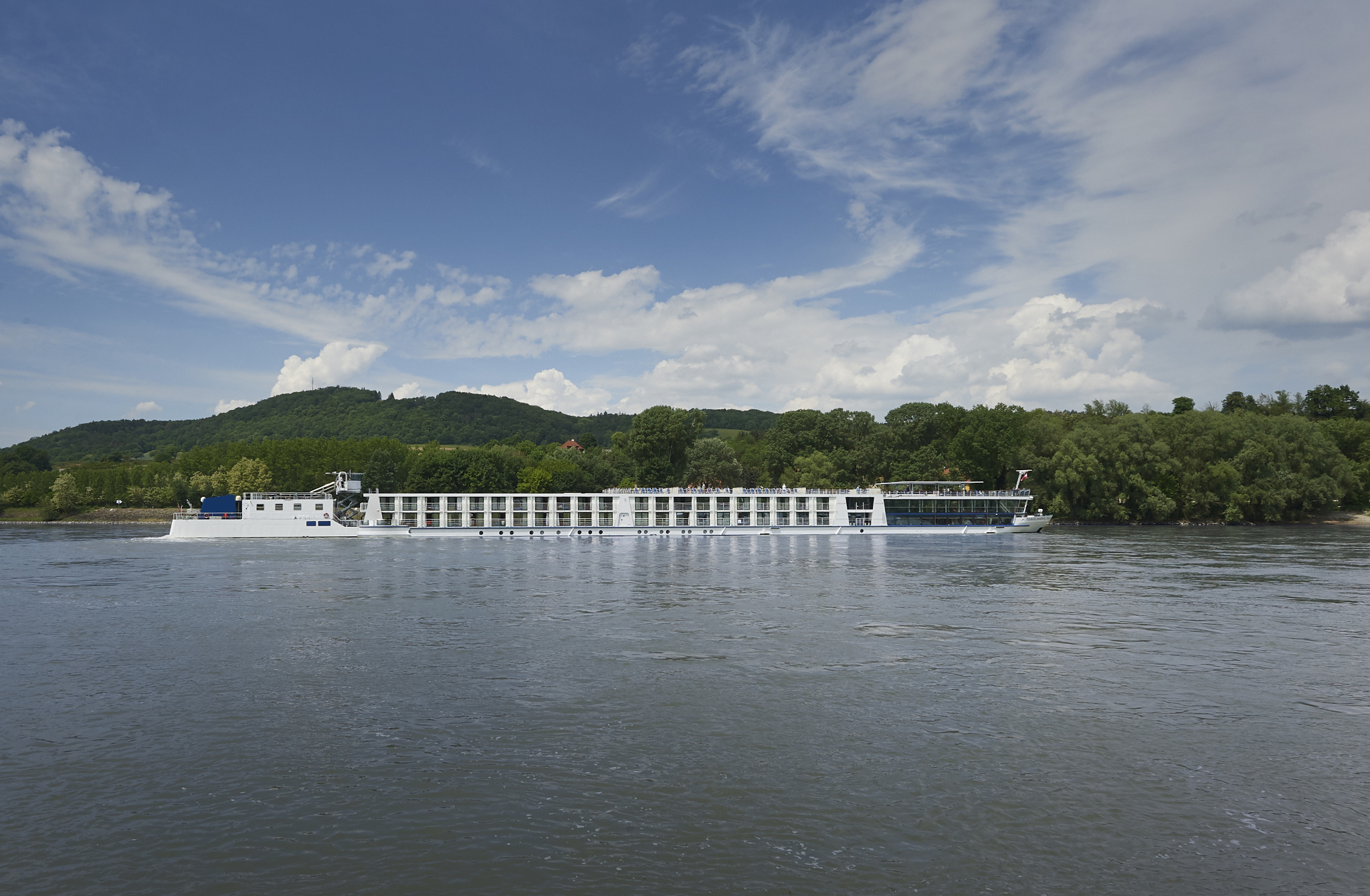 MPS River Diamond ile Ren Nehrinde Noel Pazarları 12 Aralık